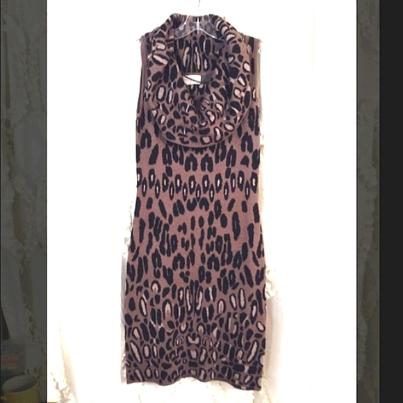 Wear It 3 Different Ways! Jessica Simpson Cheetah Print Dress - Picture 3 of 4